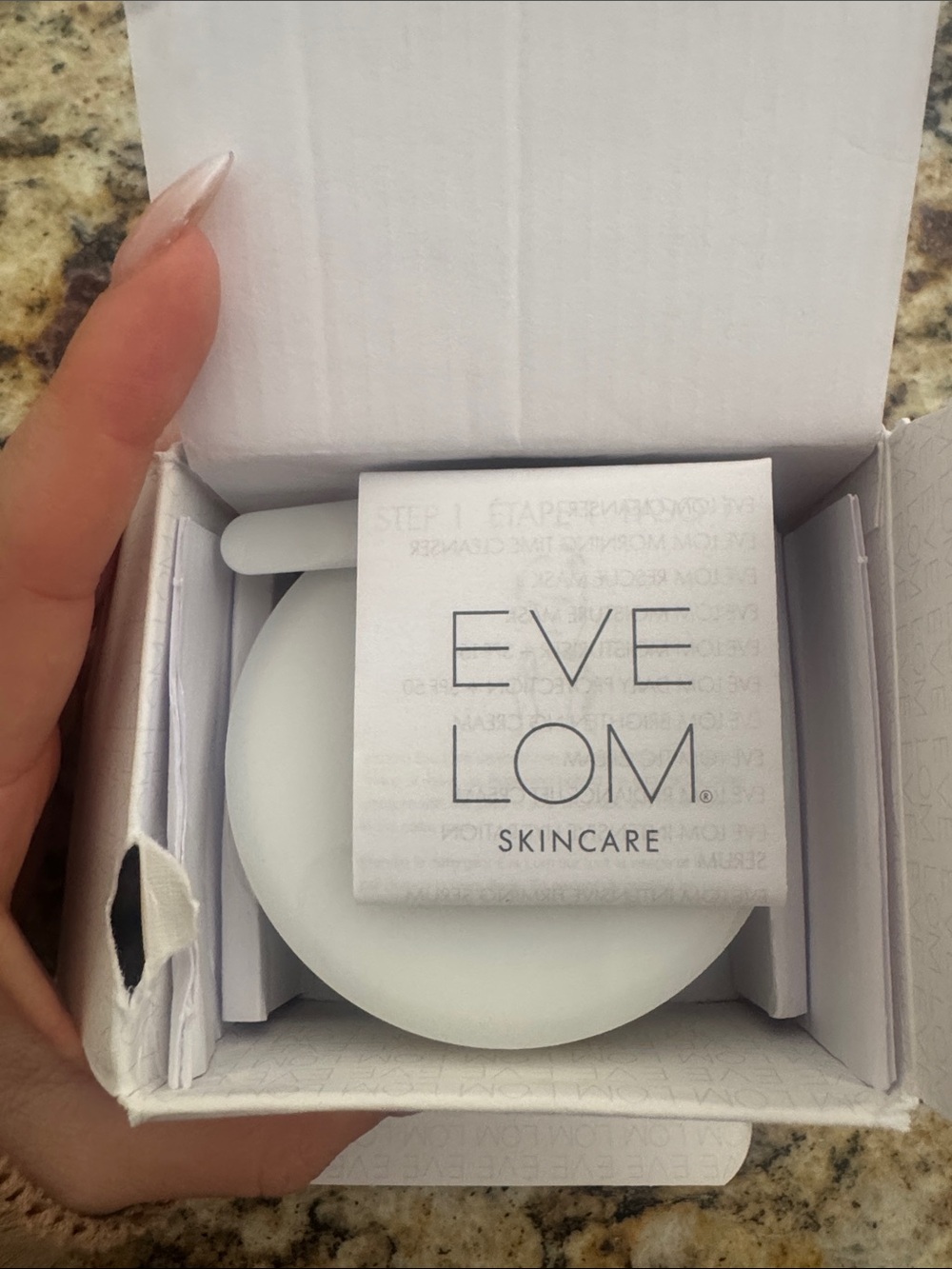 Eve Lom Rescue Mask - Picture 4 of 4